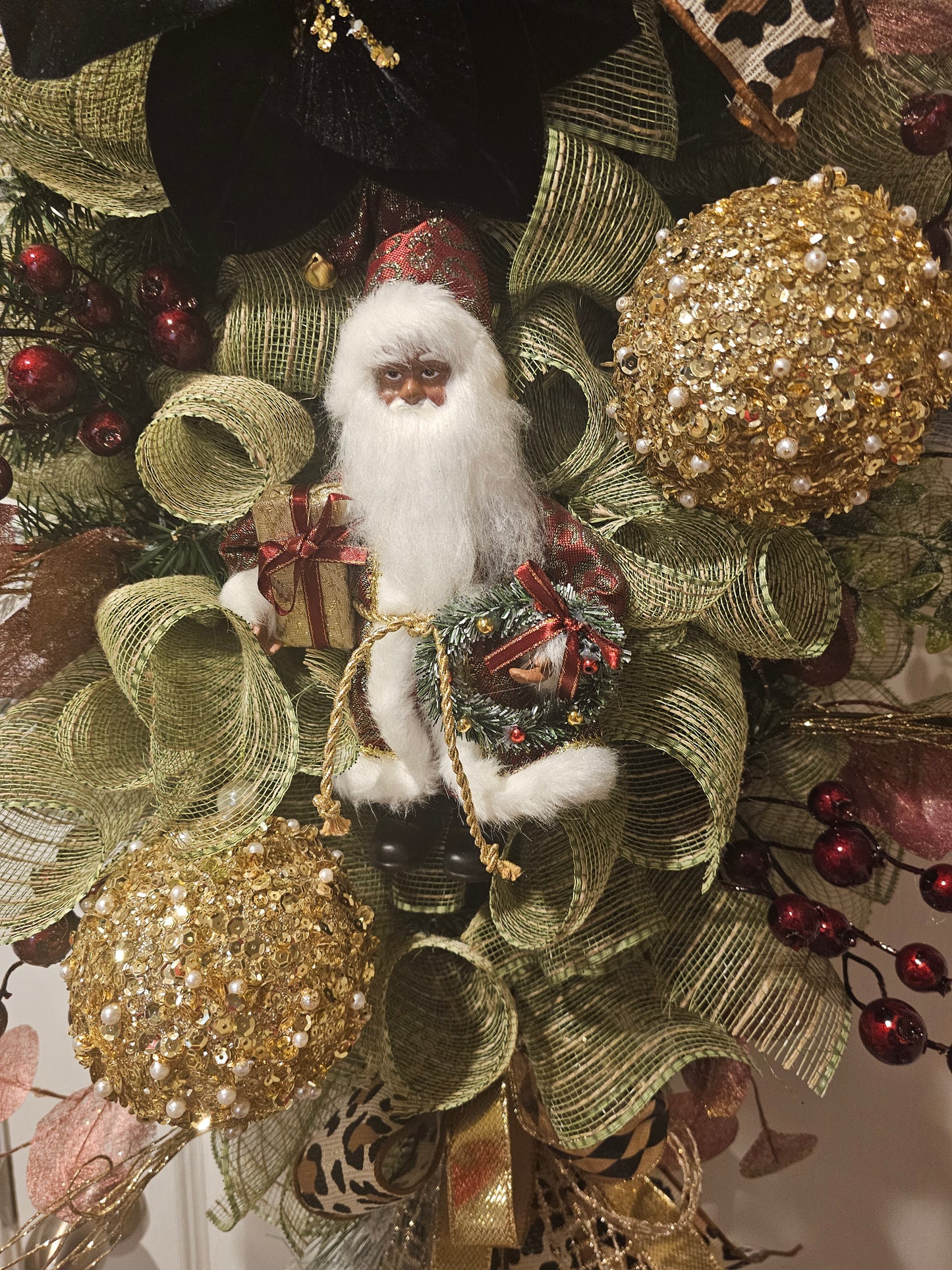 Stunning Burgundy, Green and Gold Santa Swag